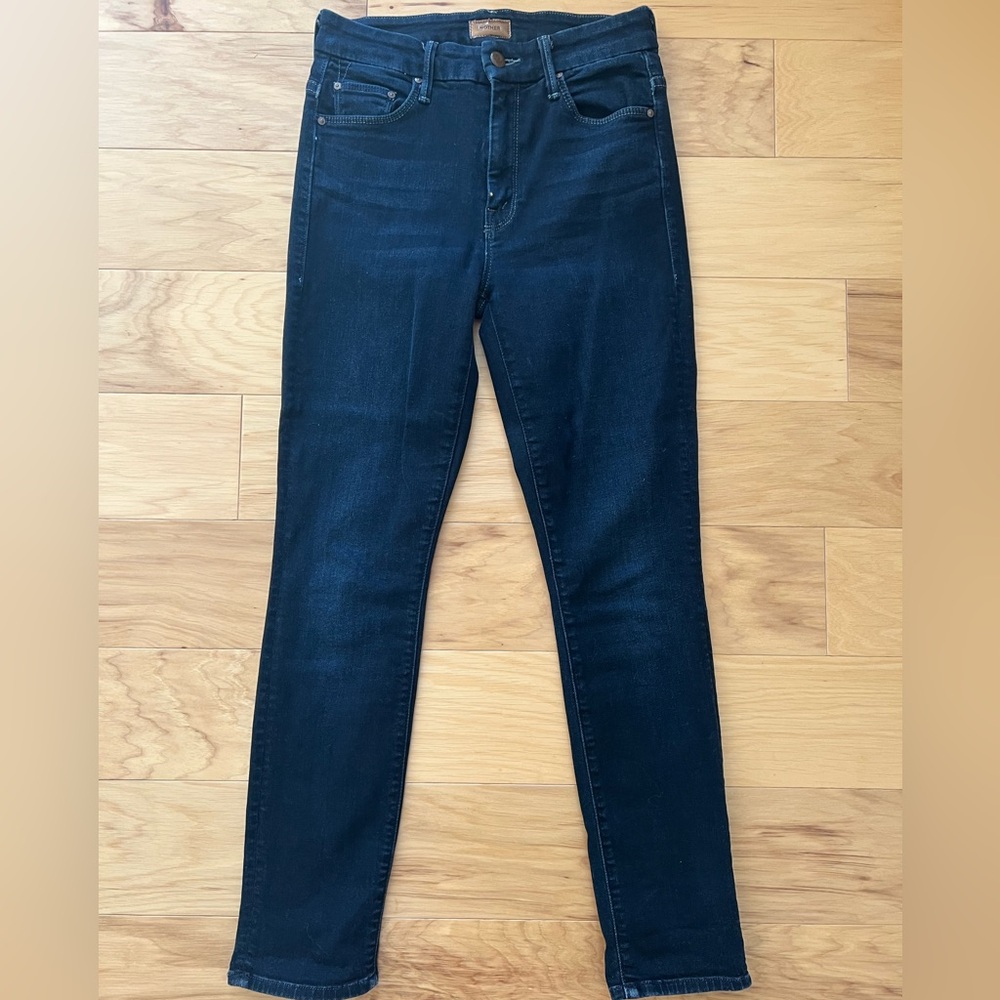 MOTHER Looker Petite Jeans